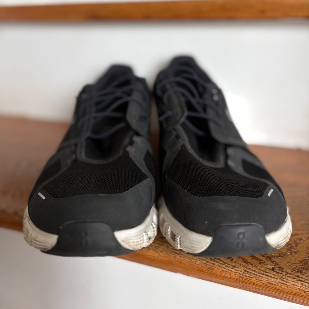 On Cloud 5 Mens Running Shoes Black White Size 14 EUC